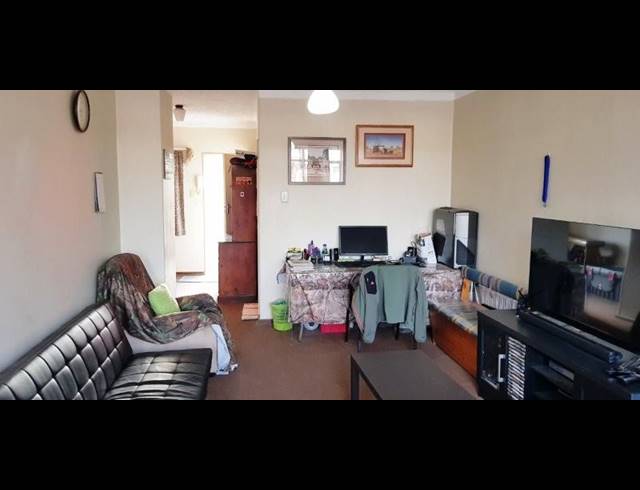 2 BEDROOM PROPERTY TO RENT IN DORINGKLOOF